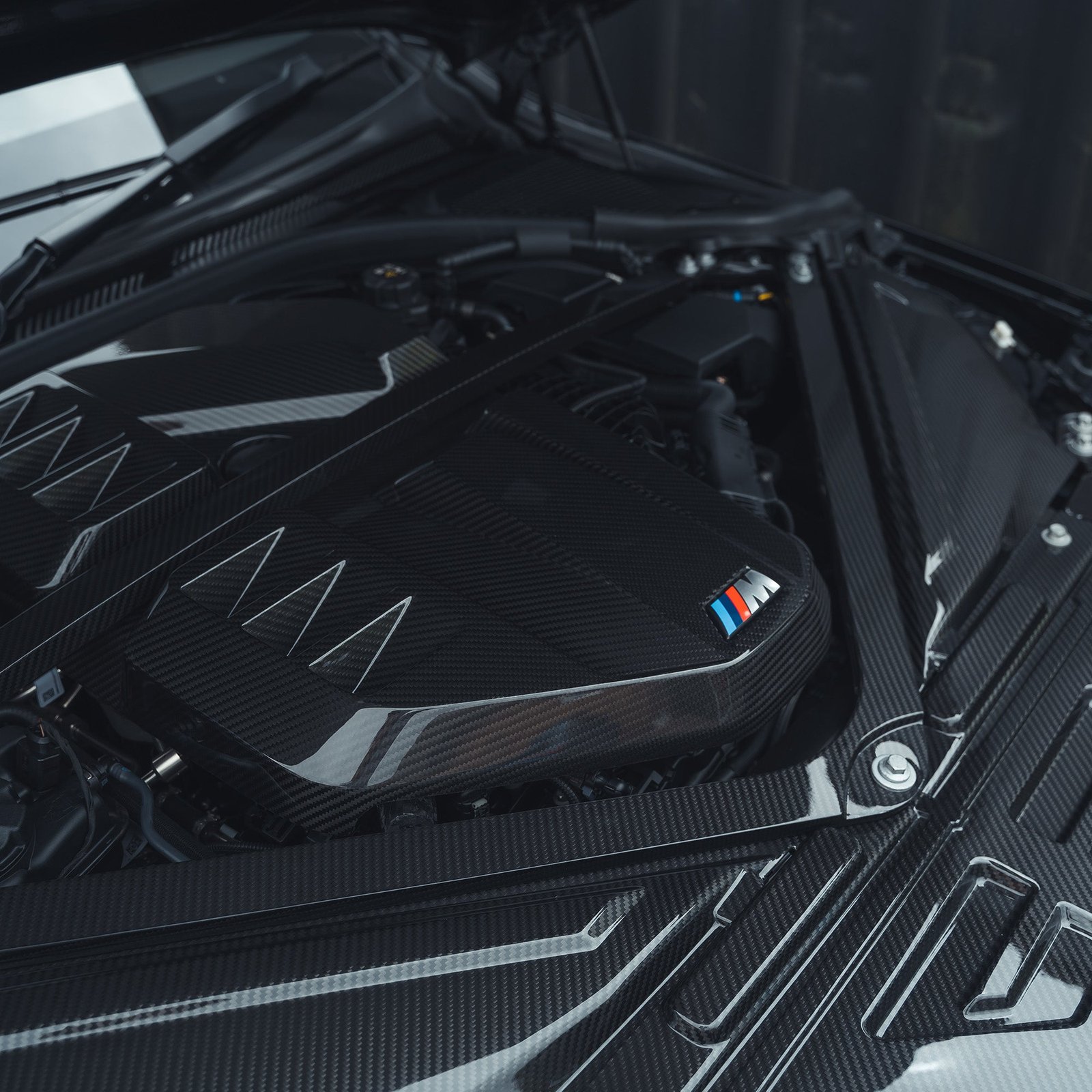 BMW M2 M3 M4 G87/G80/G81/G82/G83 CARBON FIBRE ENGINE COVER - Image 5