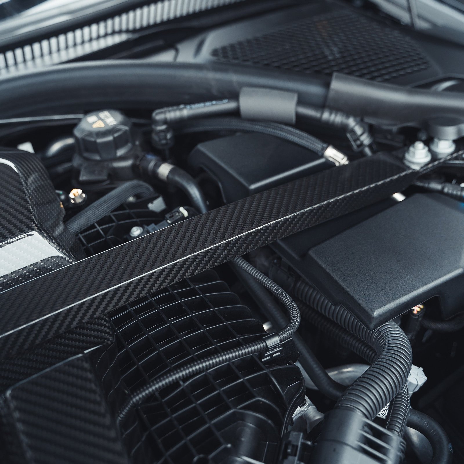 BMW M2 M3 M4 G87/G80/G81/G82/G83 CARBON FIBRE ENGINE DRESS UP KIT OPT 2 - Image 4