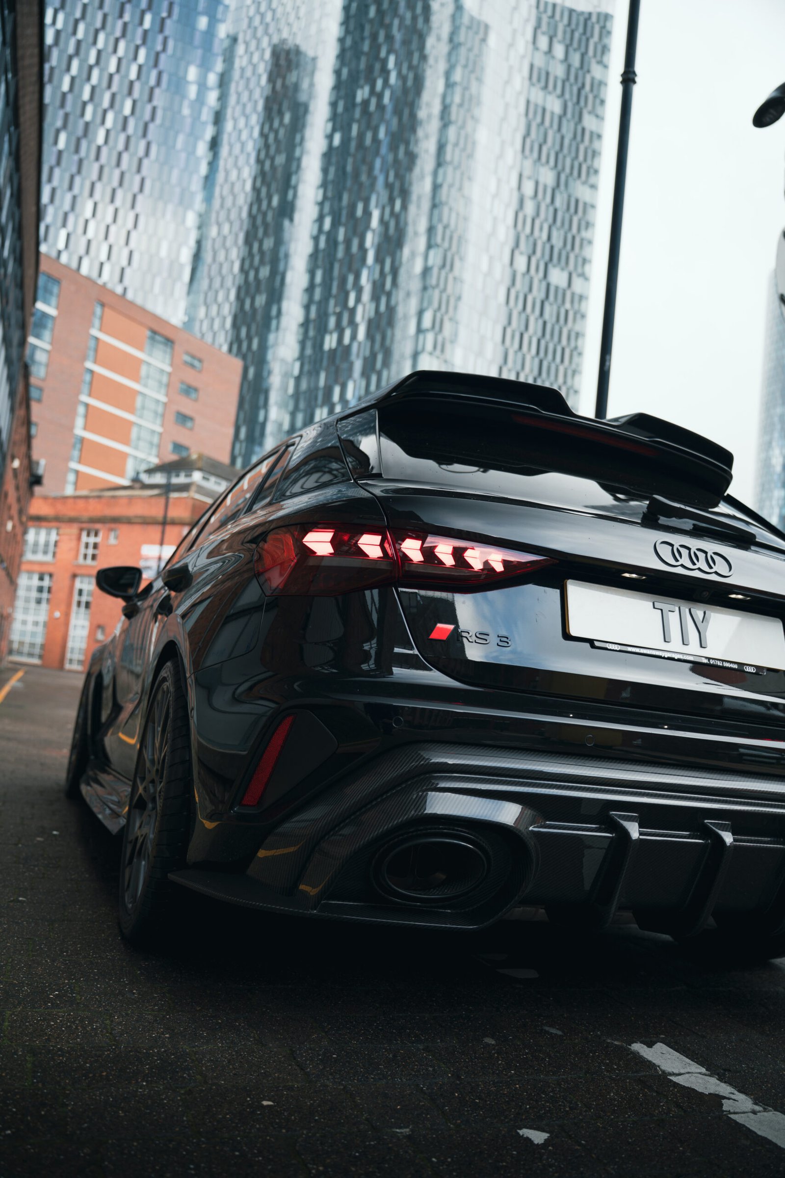 AUDI RS3 8.5Y FACELIFT 2025+ SPORTBACK CARBON FIBRE DIFFUSER - AYAAN RD1 PRO