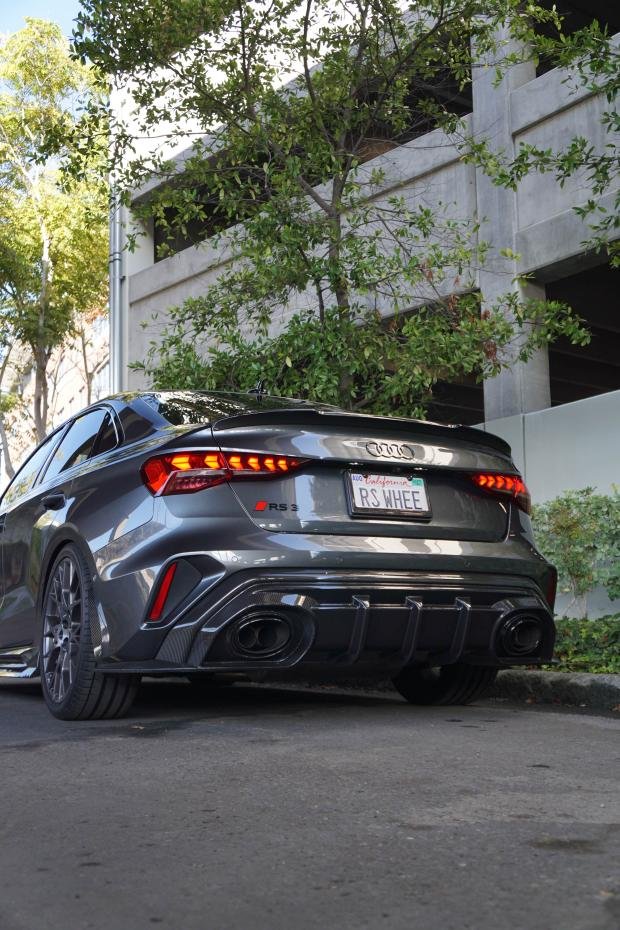 AUDI RS3 8.5Y FACELIFT 2025+ SEDAN/SALOON CARBON FIBRE DIFFUSER - AYAAN RD2 PRO