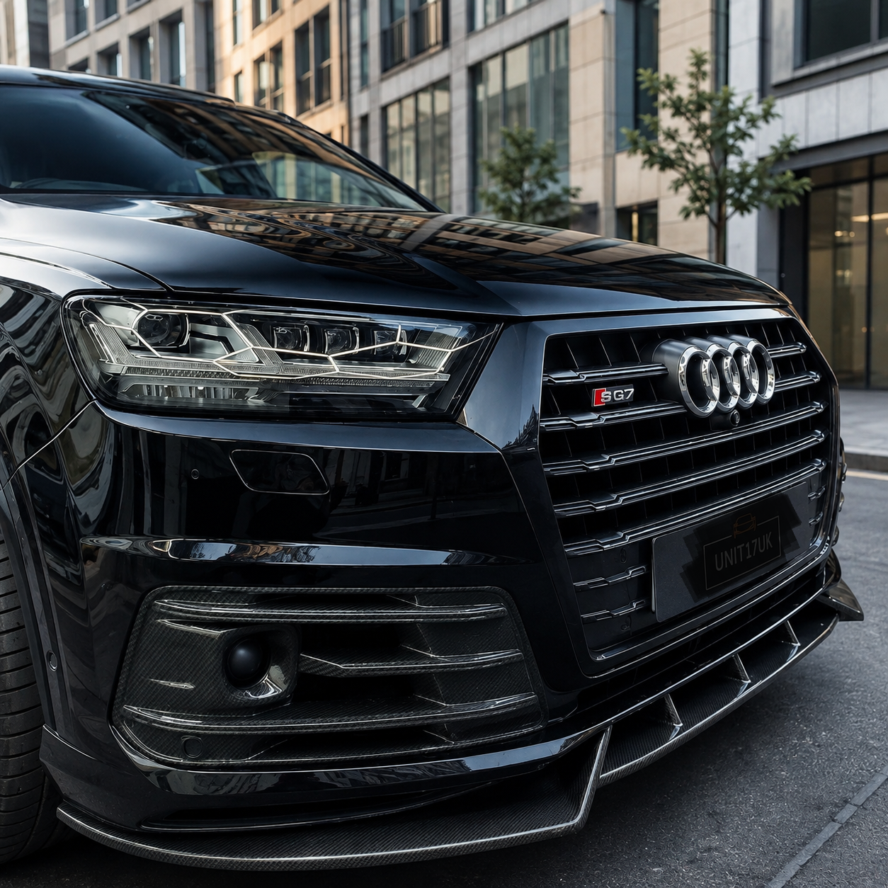 AUDI Q7/SQ7 S LINE 4M CARBON FRONT SPLITTER